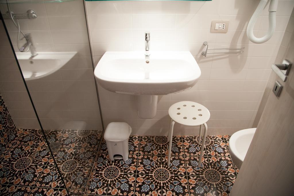 Le Stanze Di Finya Hotel Gravina in Puglia Room photo