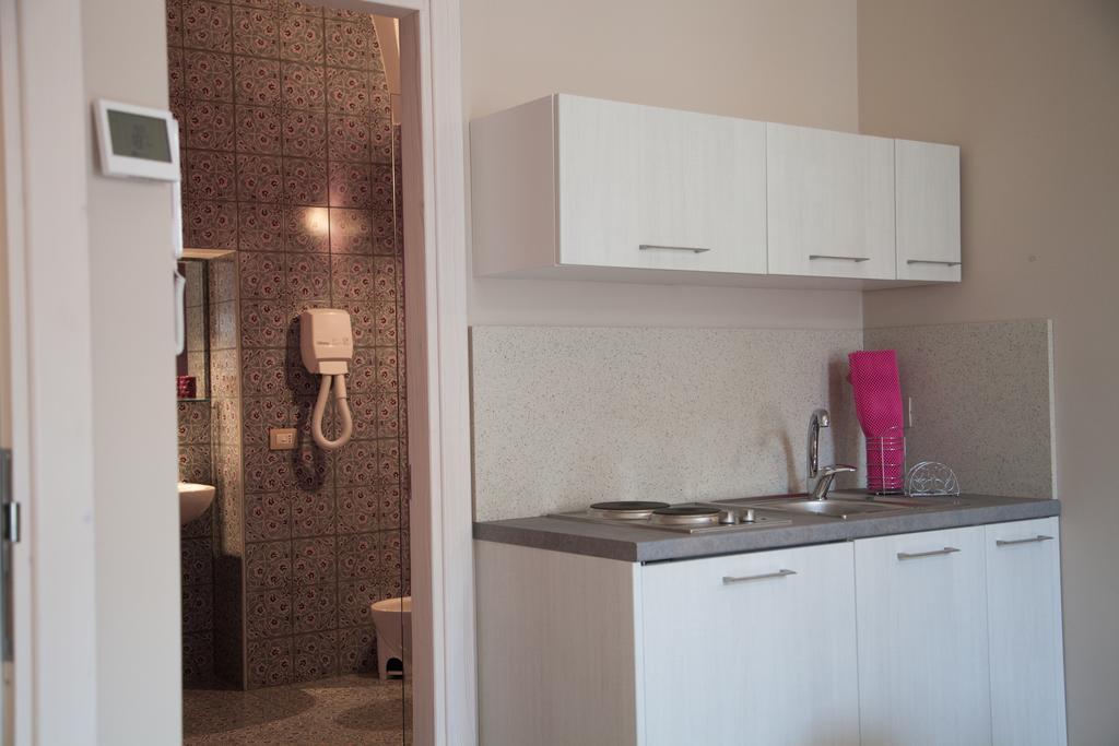 Le Stanze Di Finya Hotel Gravina in Puglia Room photo